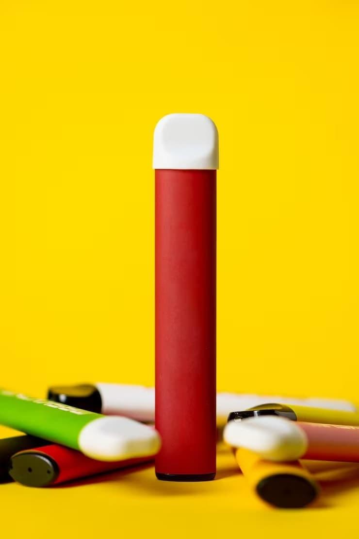 Einweg E-Zigarette mit Nikotin Erfahrungen und Tipps zur Auswahl der richtigen Einweg E-Zigarette
