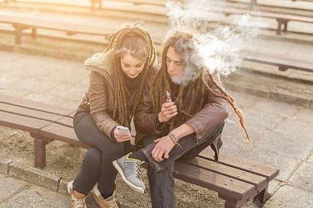 Unabhängiger Praxistest waka e-zigarette erfahrungen zu Dampfleistung Akkulaufzeit und Geschmack