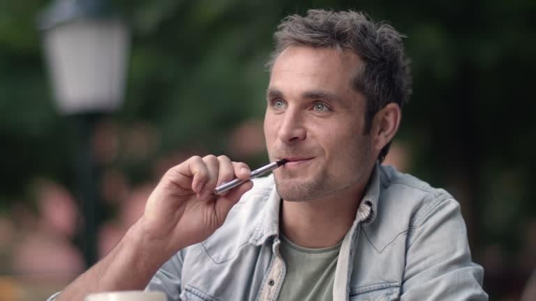 e-zigarette vibes erleben – Die besten Aromen, Geräte und Profi-Tipps für entspanntes Dampfen